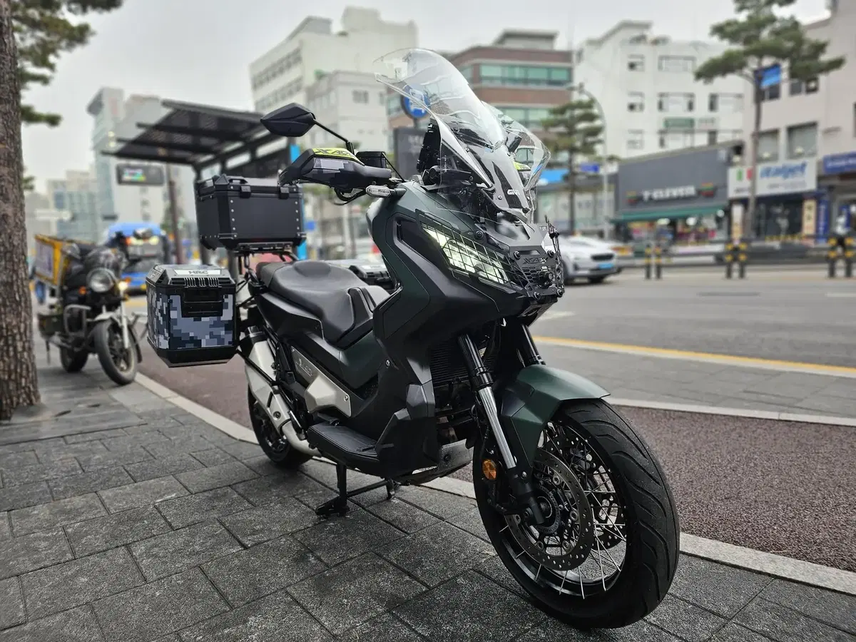 혼다 XADV 750 어드방 관리 잘된 깨끗한 중고매물 카드/대차 환영